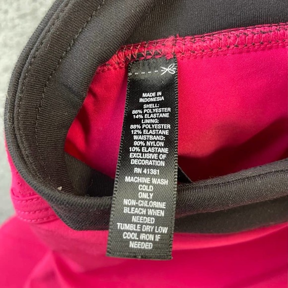 RLX Ralph Lauren Fuchsia Mini Skirt with Black Waistband - Picture 7 of 11